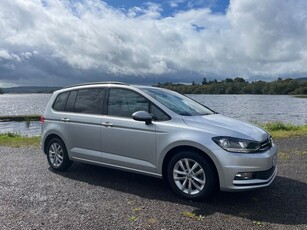 2016 - Volkswagen Touran Manual