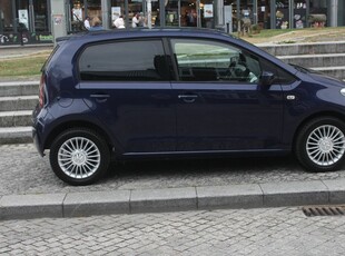 2016 - Volkswagen up! Automatic