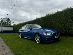 2017 - BMW 3-Series Manual