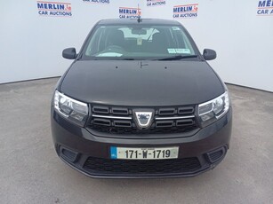 2017 - Dacia Sandero Manual