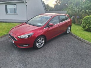 2017 - Ford Focus Manual