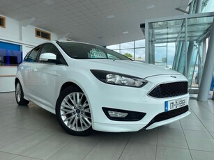 2017 - Ford Focus Manual