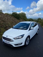 2017 - Ford Focus Manual