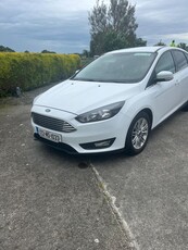 2017 - Ford Focus Manual