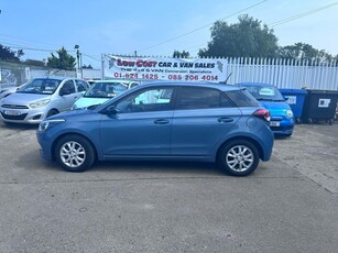 2017 - Hyundai i20 Manual