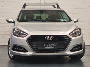 2017 - Hyundai i40 Manual