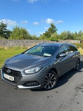 2017 - Hyundai i40 Manual