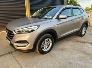 2017 - Hyundai Tucson Manual