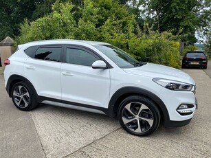 2017 - Hyundai Tucson Manual