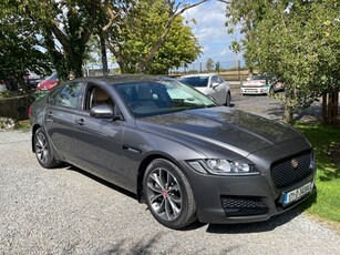 2017 - Jaguar XF Automatic