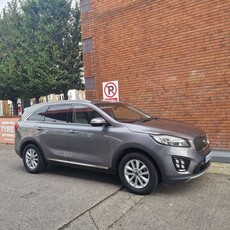 2017 - Kia Sorento Manual