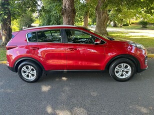 2017 - Kia Sportage Manual