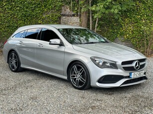 2017 - Mercedes-Benz CLA-Class Manual