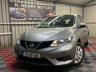 2017 - Nissan Pulsar Manual