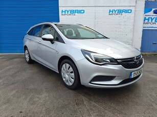 2017 - Opel Astra Manual