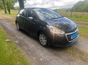 2017 - Peugeot 208 Manual