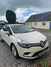 2017 - Renault Clio Manual