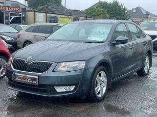 2017 - Skoda Octavia Manual