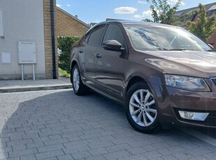 2017 - Skoda Octavia Manual