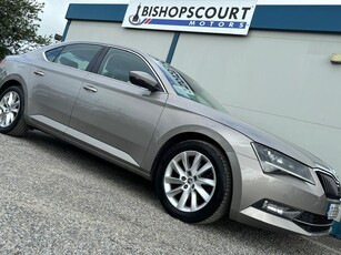 2017 - Skoda Superb Manual