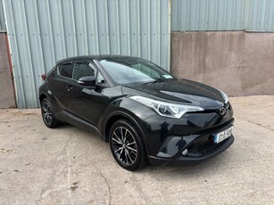 2017 - Toyota C-HR Manual