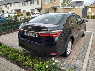 2017 - Toyota Corolla Manual