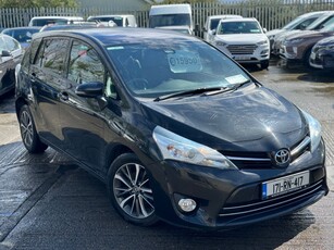 2017 - Toyota Verso Manual