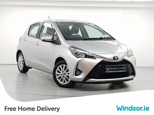 2017 - Toyota Yaris Manual