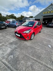 2017 - Toyota Yaris Manual