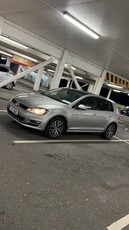 2017 - Volkswagen Golf Manual