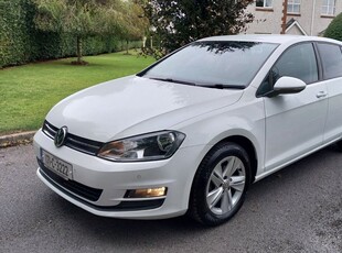 2017 - Volkswagen Golf Manual