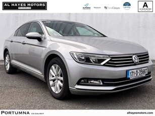 2017 - Volkswagen Passat Manual