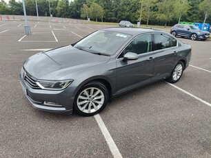 2017 - Volkswagen Passat Manual