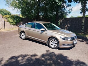 2017 - Volkswagen Passat Manual