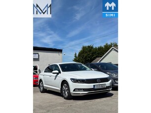 2017 - Volkswagen Passat Manual