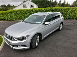 2017 - Volkswagen Passat Manual