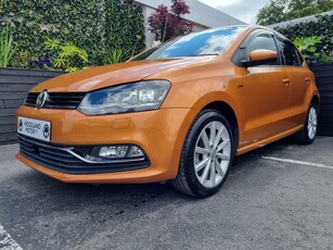 2017 - Volkswagen Polo Automatic