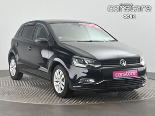 2017 - Volkswagen Polo Automatic