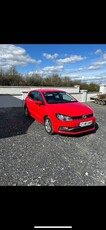 2017 - Volkswagen Polo Manual