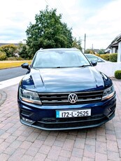 2017 - Volkswagen Tiguan Manual