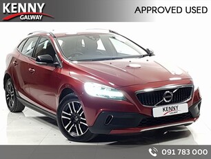 2017 - Volvo V40 Manual