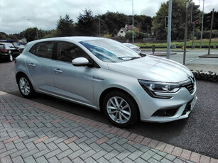 2018 (181) Renault Megane