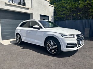 2018 - Audi Q5 Manual