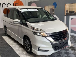 2018 - Nissan Serena Automatic