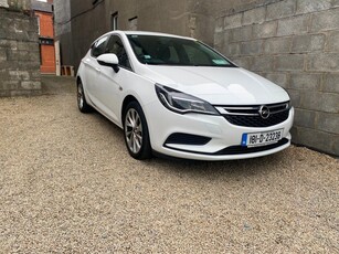 2018 - Opel Astra Manual