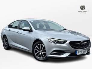 2018 - Opel Insignia Manual