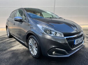 2018 - Peugeot 208 Manual