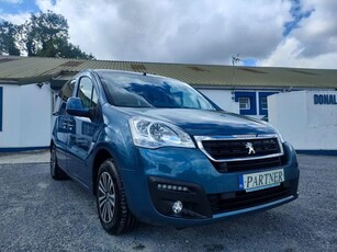 2018 - Peugeot Partner Manual