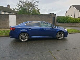 2018 - Toyota Avensis Manual