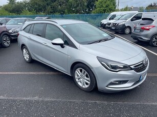 2018 - Vauxhall Astra Manual